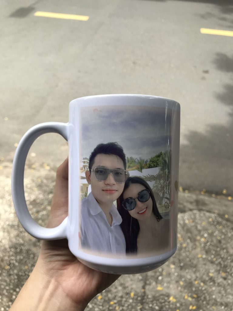 In hình lên ly sứ tại TPHCM – Tí Nị Shop